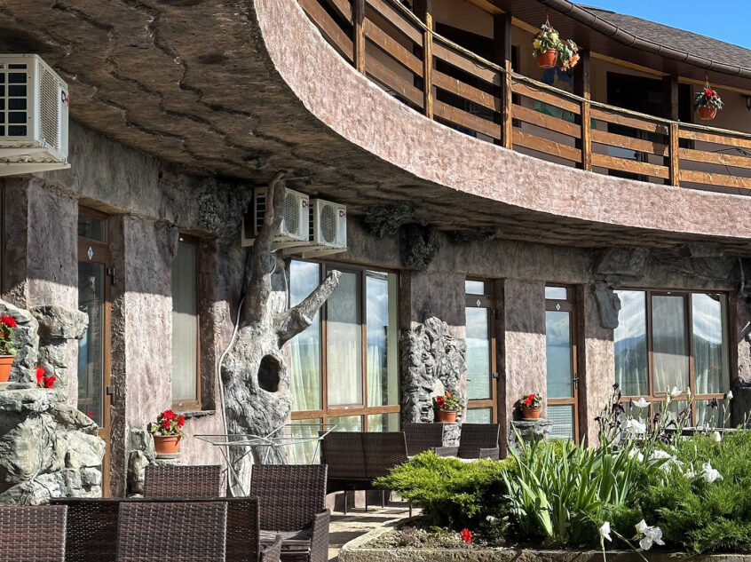 1752754850749691 Optimized